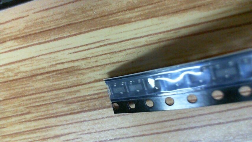 Philips 2N7002 N Channel MOSFET SOT-23 60 Volt 115 mA ( 50 pieces )