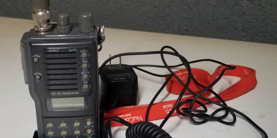 Alinco DJ-F1 VHF Portable with mic, charger and NEW Battery