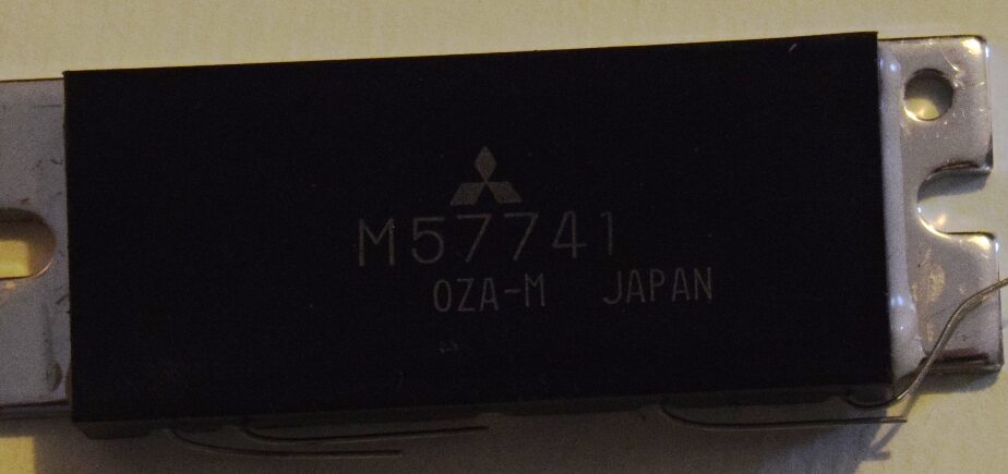 Mitsubishi M57741 12.5 V 28 W 148-160 mhz final amp
