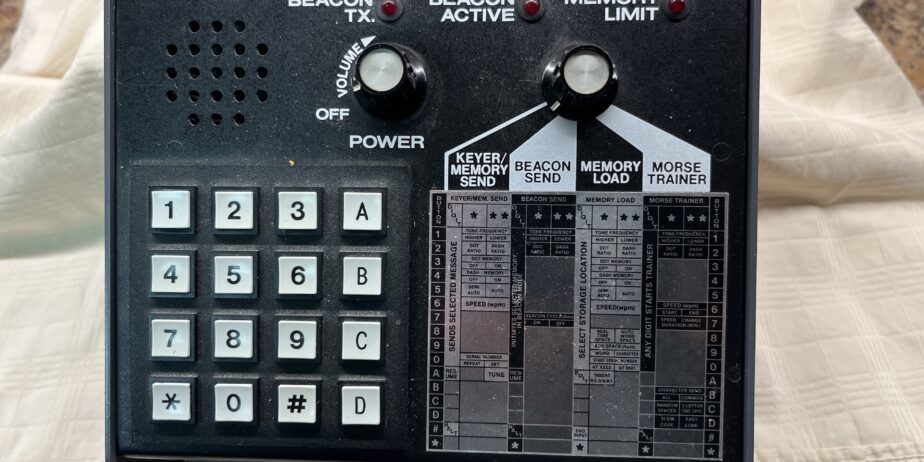 AEA MorseMatic CW Keyer-Beacon-Trainer