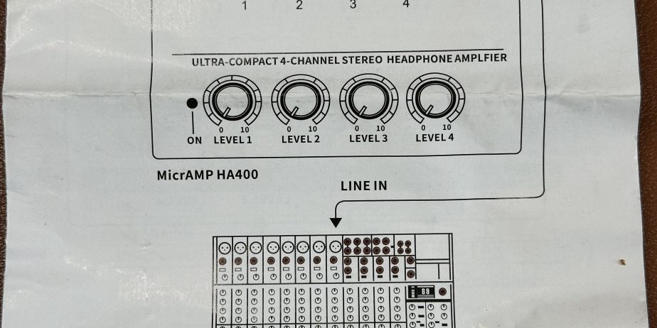 4 channel audio mixer / headphone amplifier