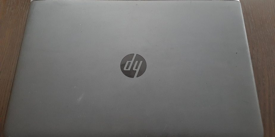 HP ProBook 450 G3 LapTop with fresh installed licensed Windows 10 Pro on it