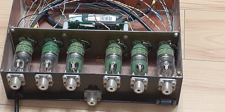 6 bands antenna switch on vacuum relays