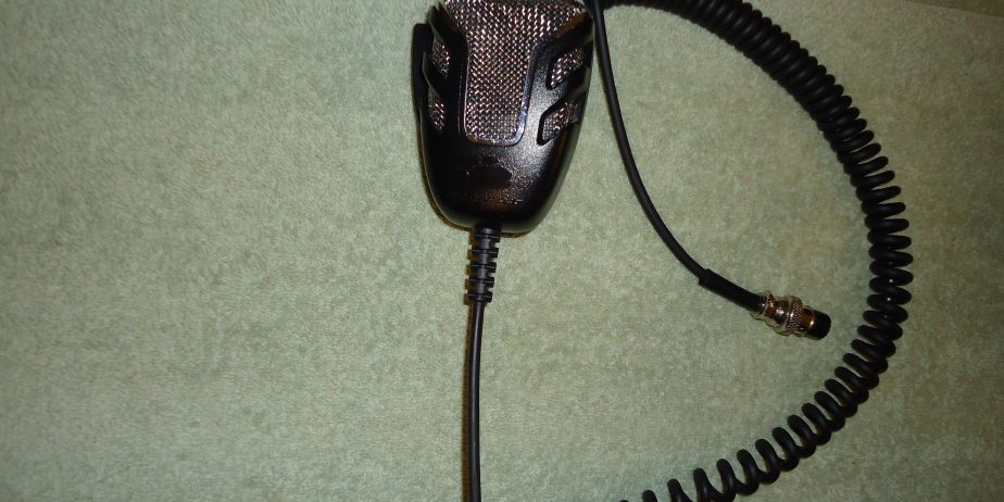 BRAND NEW MICROPHONE FOR A UNIDEN BEARCAT 980 SSB CB RADIO