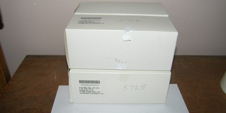 For sale new Cetron/T-160L 572B tubes