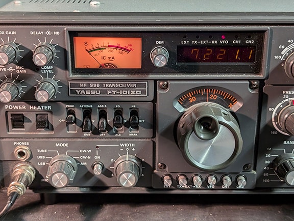 Yaesu FT-101ZD Package