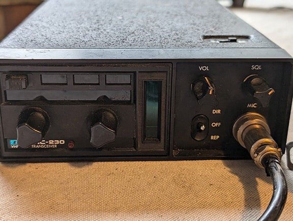 ICOM IC-230