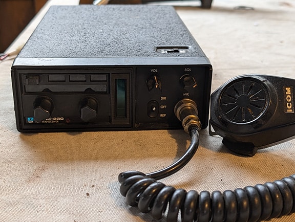 ICOM IC-230