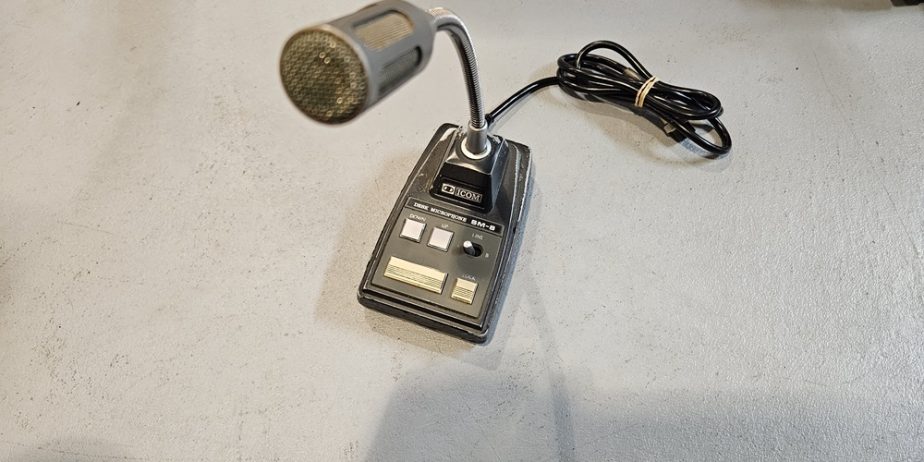 Icom SM-8 desk microphone for repair/restoration