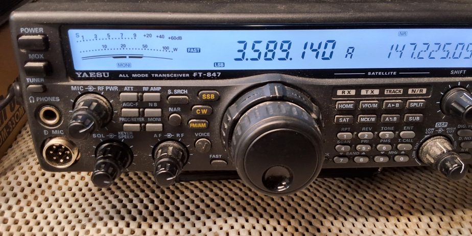 YAESU FT-847 PACKAGE