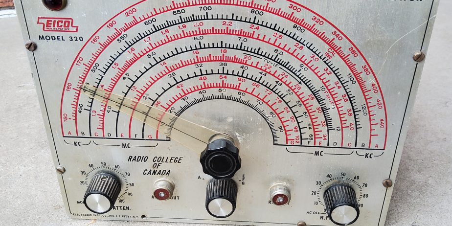 Eico 320 Signal Generator