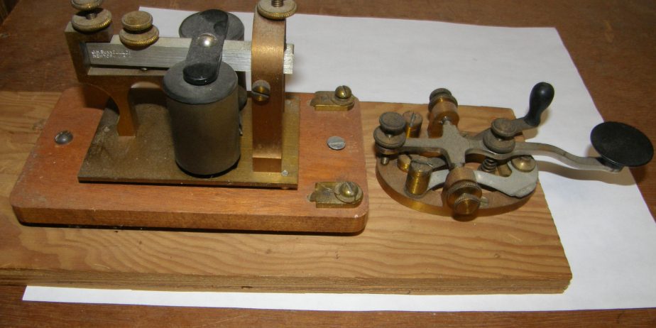 F S antique telegraph key and sounder