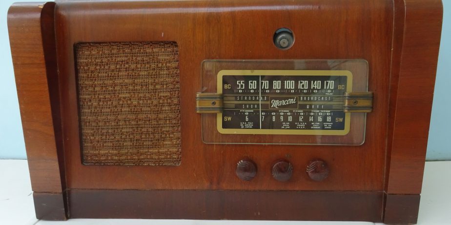 FOR SALE: Marconi 219 Radio