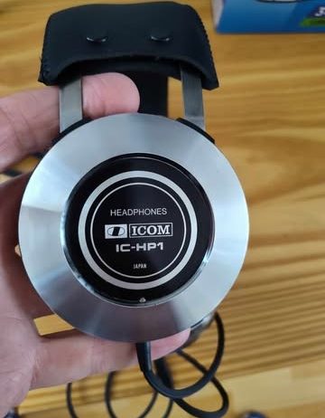 ICOM IC-HP1 Headphone works very well and very good sound .. Vintage VERY RARE For Sale 60