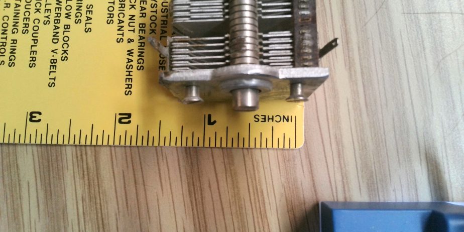 Variable capacitor 2 sections