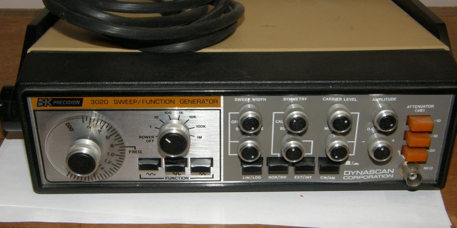 For sale B&K 3020 Function Generator