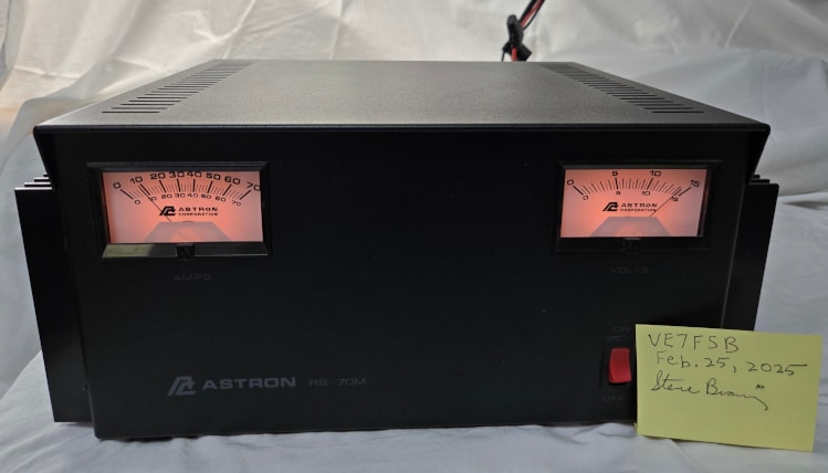 ASTRON RS-70M Linear Power Supply