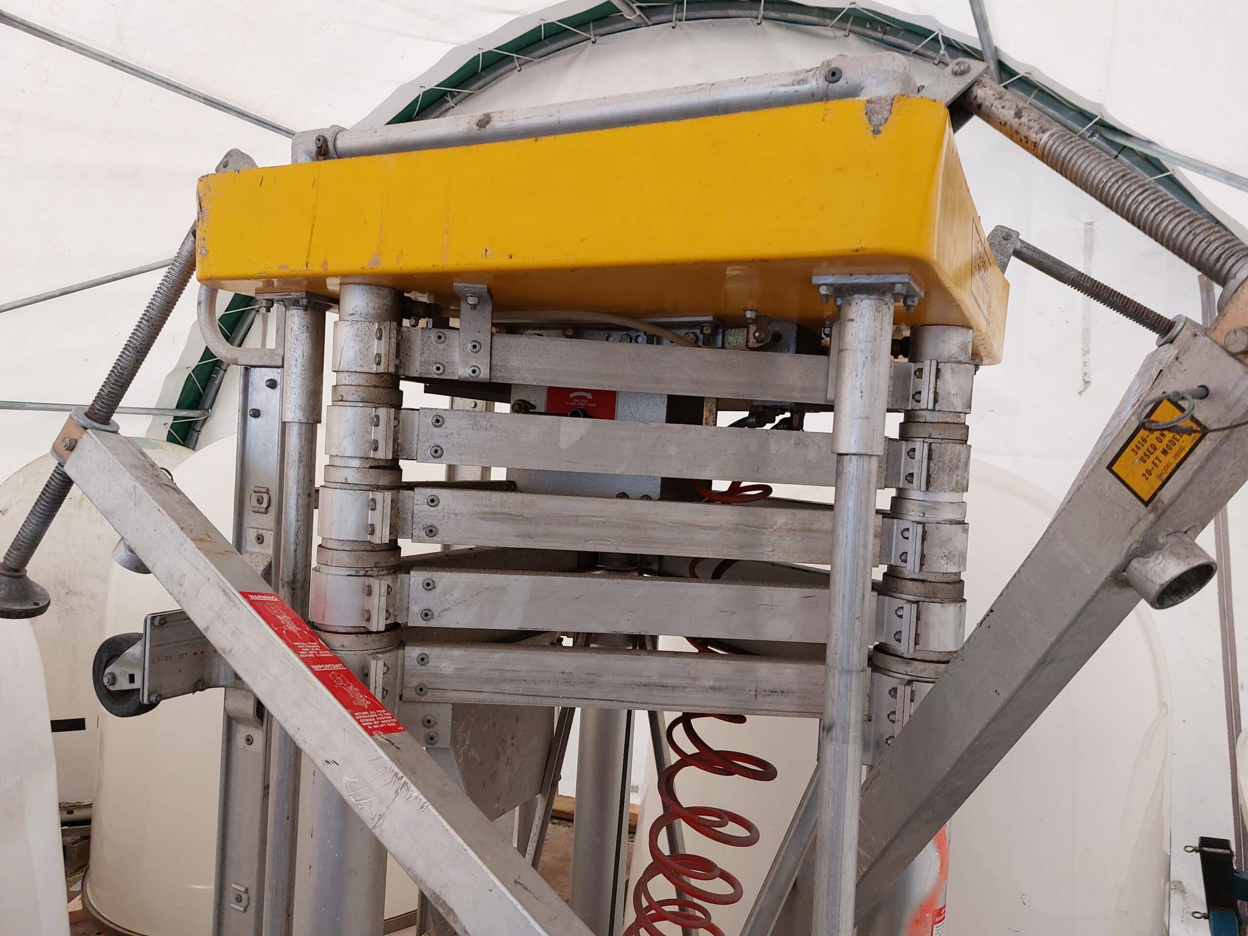 Pneumatic retractable antenna tower 20’+