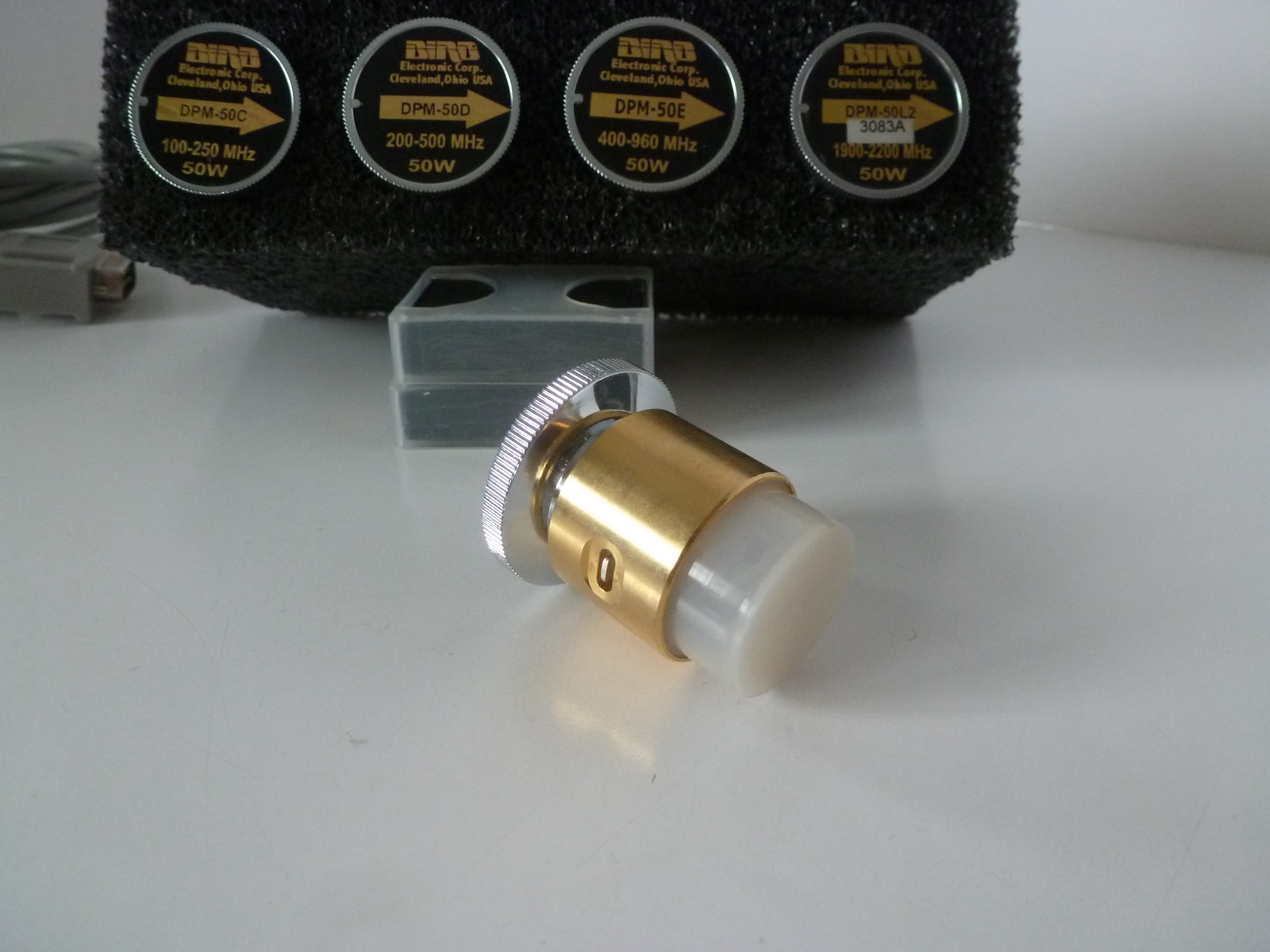 BIRD SA-4000 ………. Antenna Analyzer & 8 Sensors