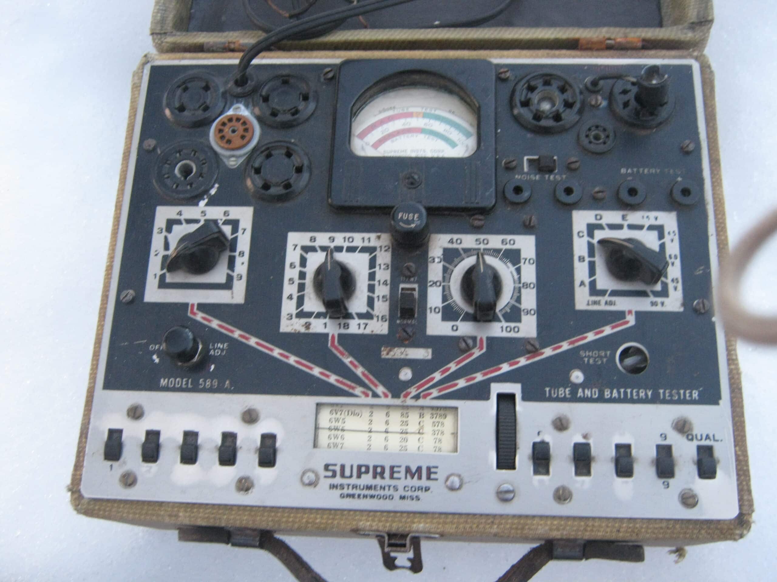 Vintage – Supreme Model 589-A Tube tester