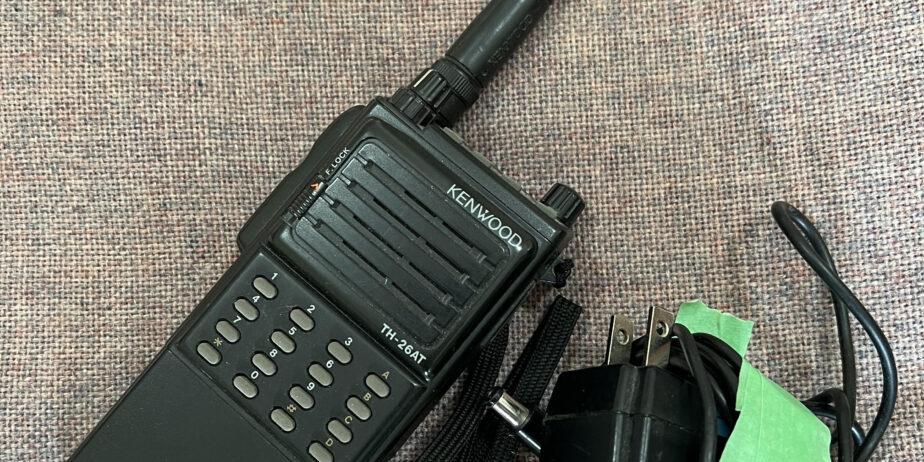 Kenwood TH-26AT