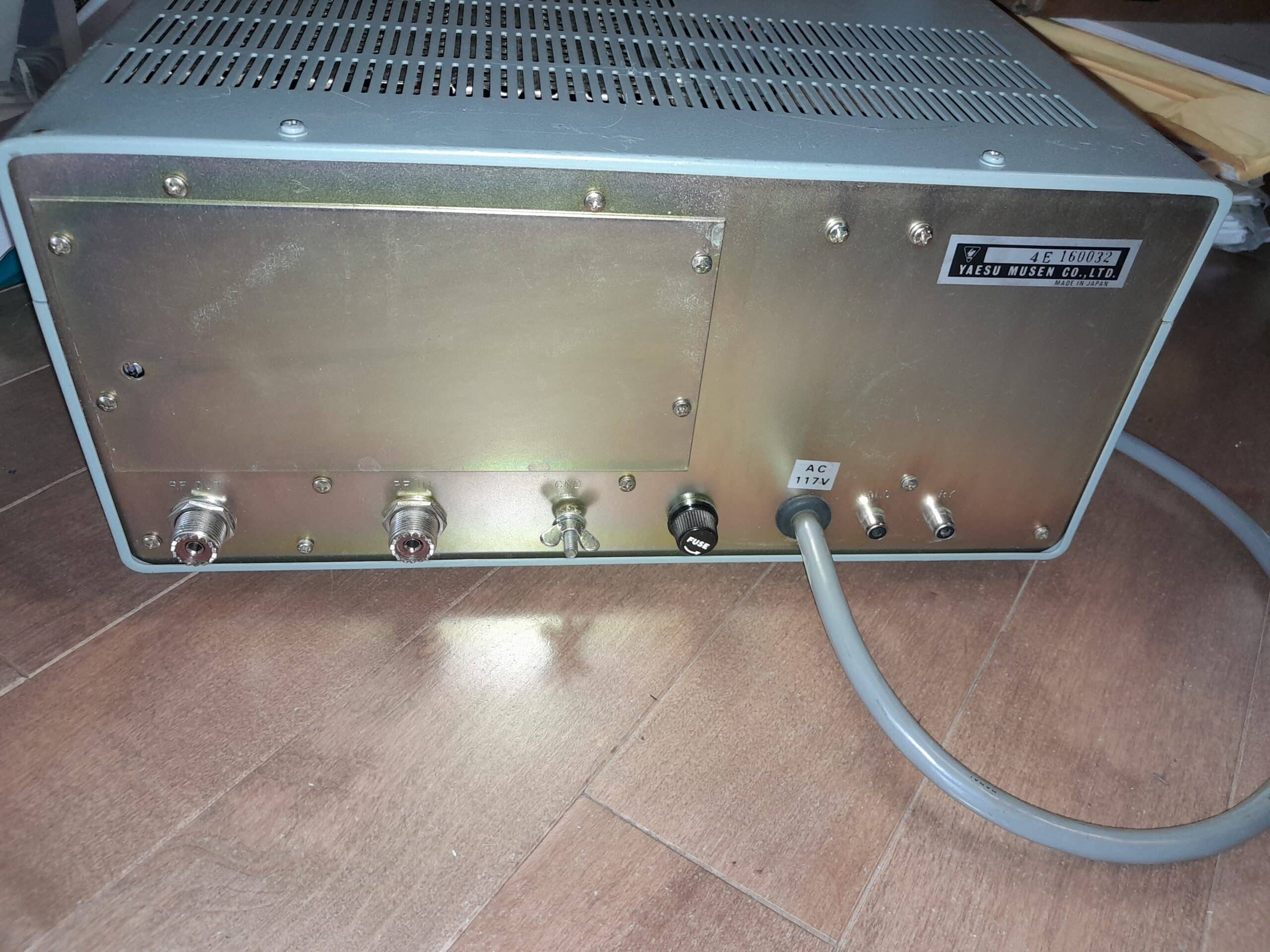 Yaesu FL-2100Z 10-160M including WARC Amplifier