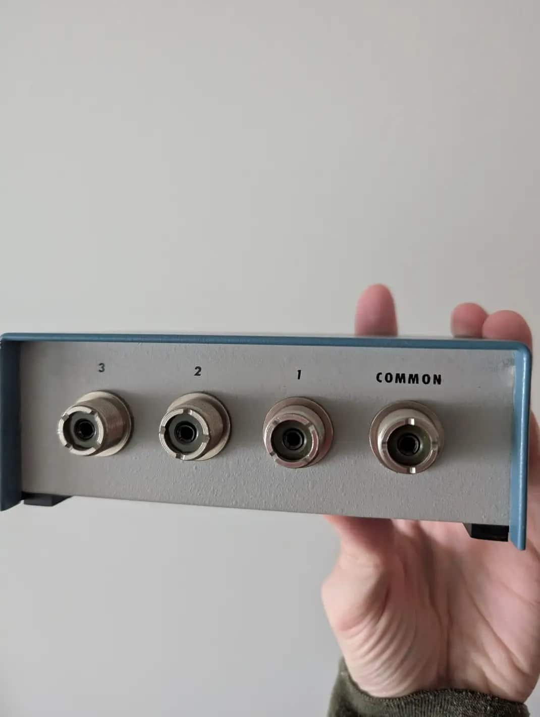 Alco pushbutton coax switch