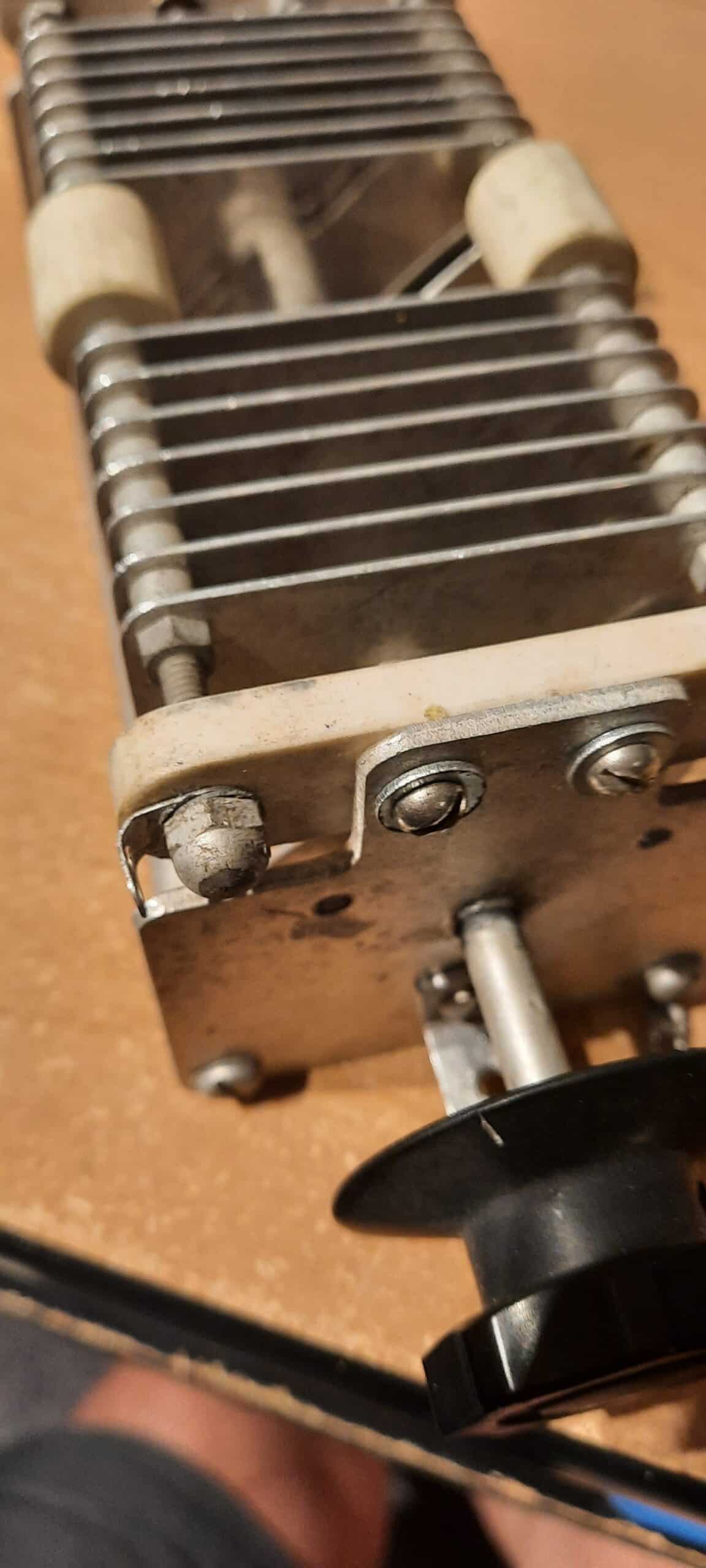 Air variable capacitor