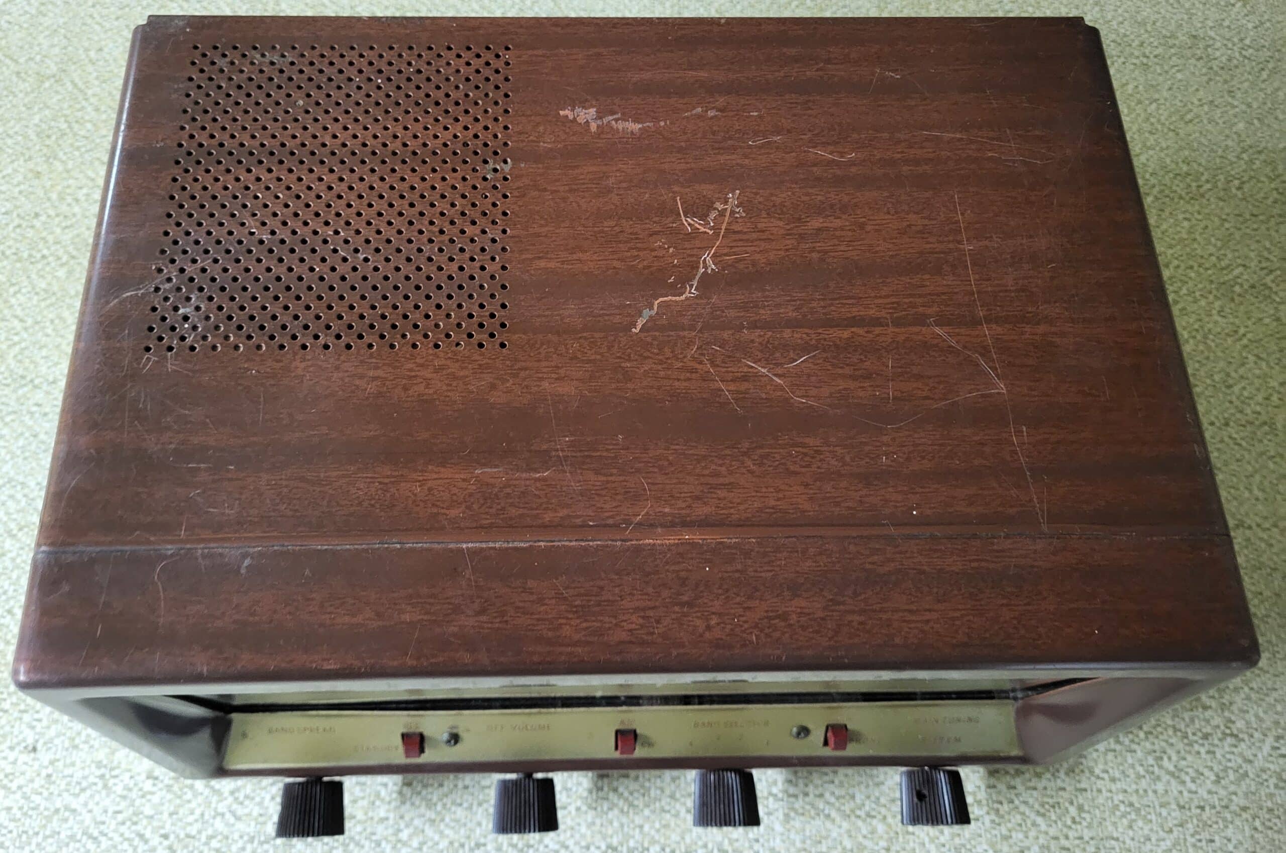 Vintage Hallicrafters S-38EM AM / SW Radio Receiver