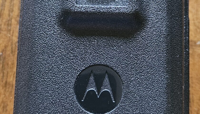 Motorola CP100d vhf