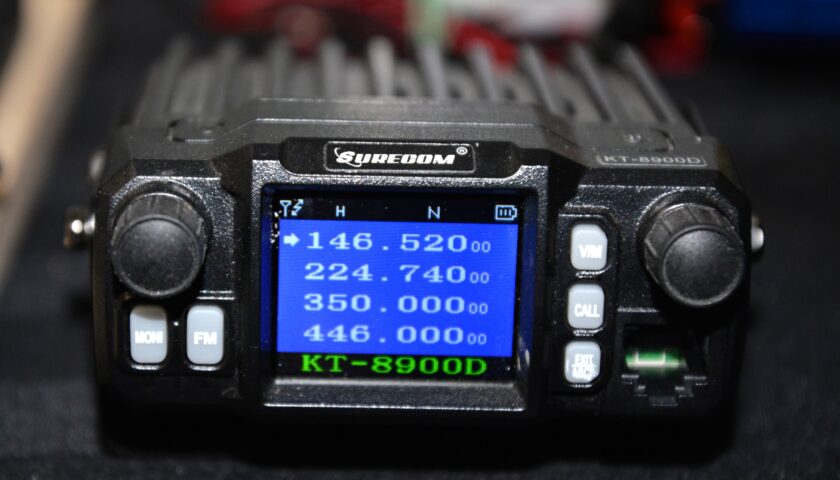 KT-8900D Surecom VHF/UHF Transceiver w/ RT Systems software