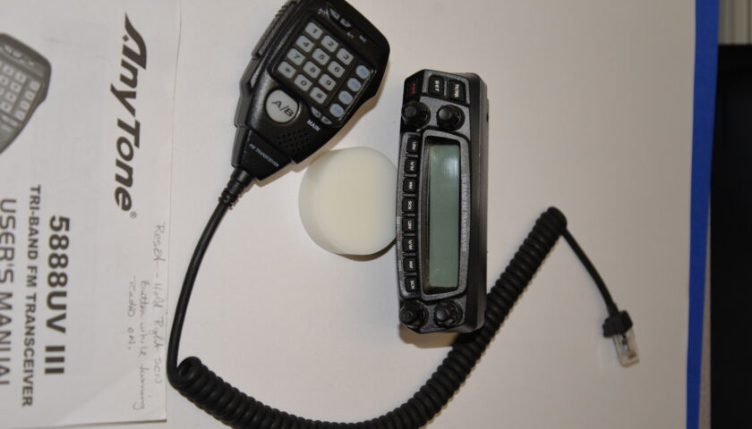 5888UV MKIII Control head and microphone