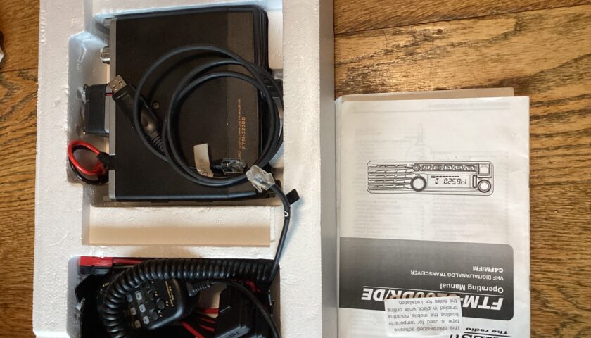 Yaesu FTM-3200 DR/DE VHF Analog/Digital Trnsceiver