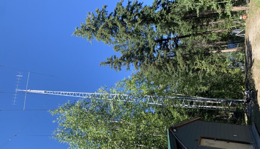 72′ Trylon tower