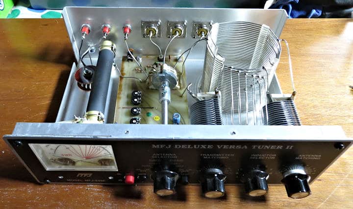 MFJ-949E VERSA TUNER II