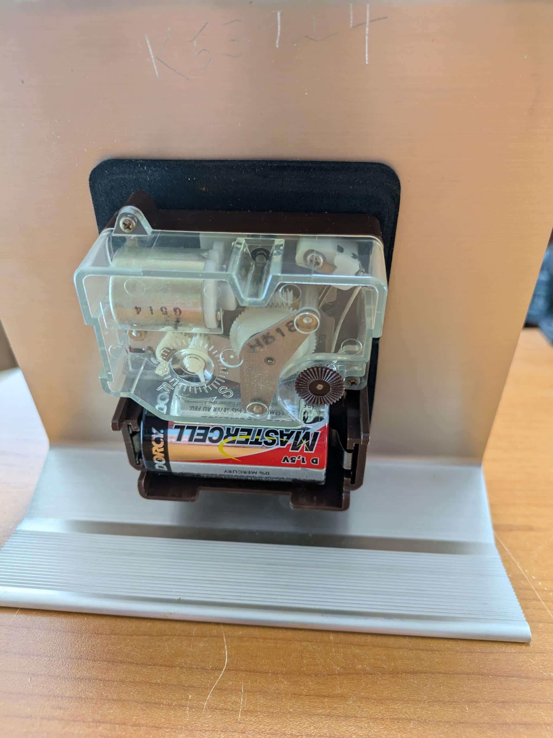 Kenwood HC‑2 Ham Clock – Vintage World Time Desk Clock (1970s) – Working