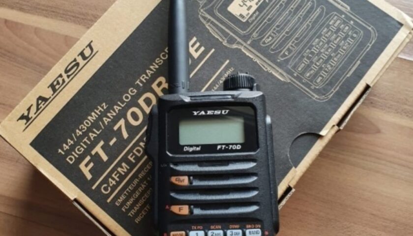 Yaesu FT-70D