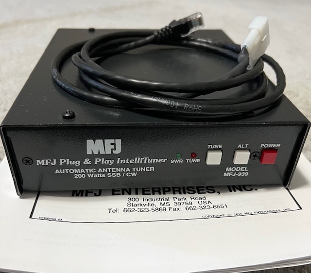 MFJ 939i Tuner 200 Watts