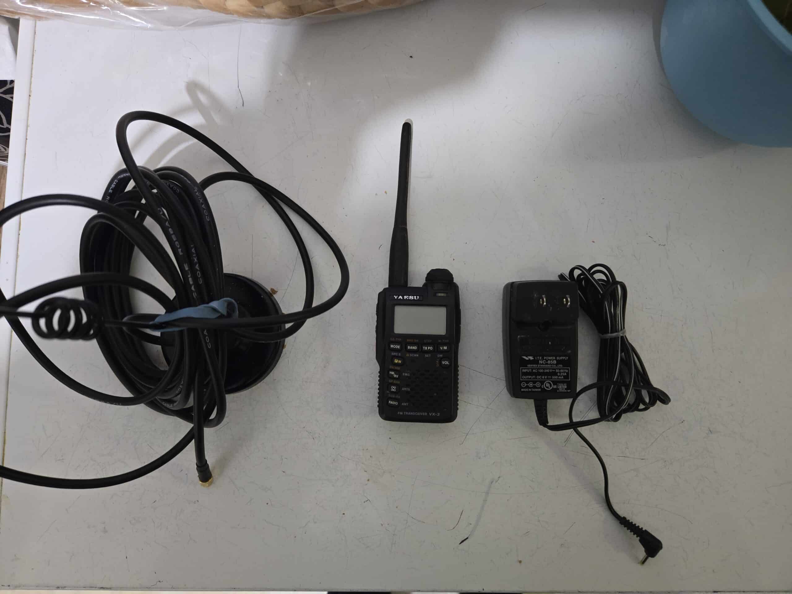 YAESU VX-3R