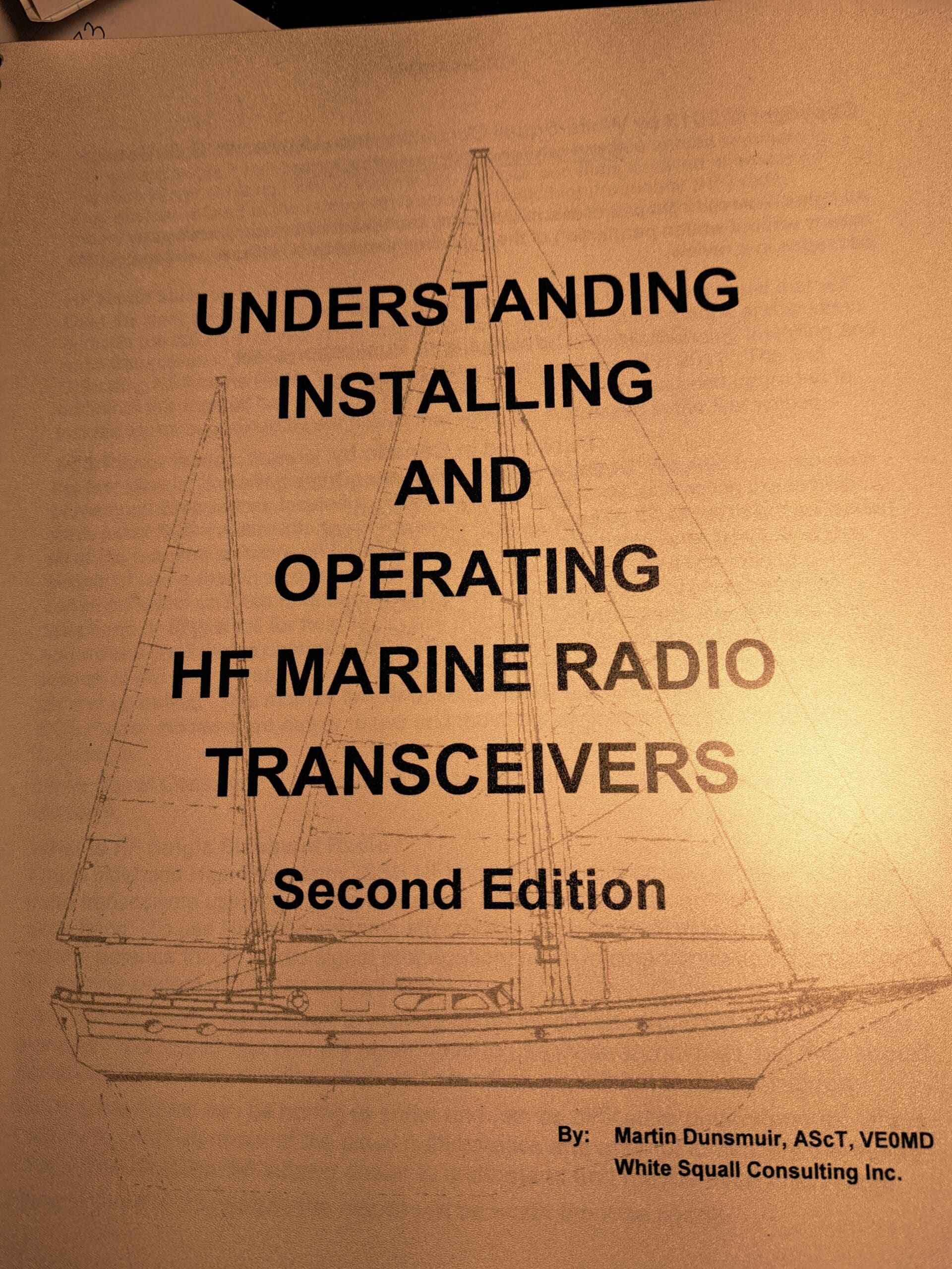 Icom M802 HF SSB Marine Transceiver + AT140 Tuner + OPC1147N Radio/Tuner Cable