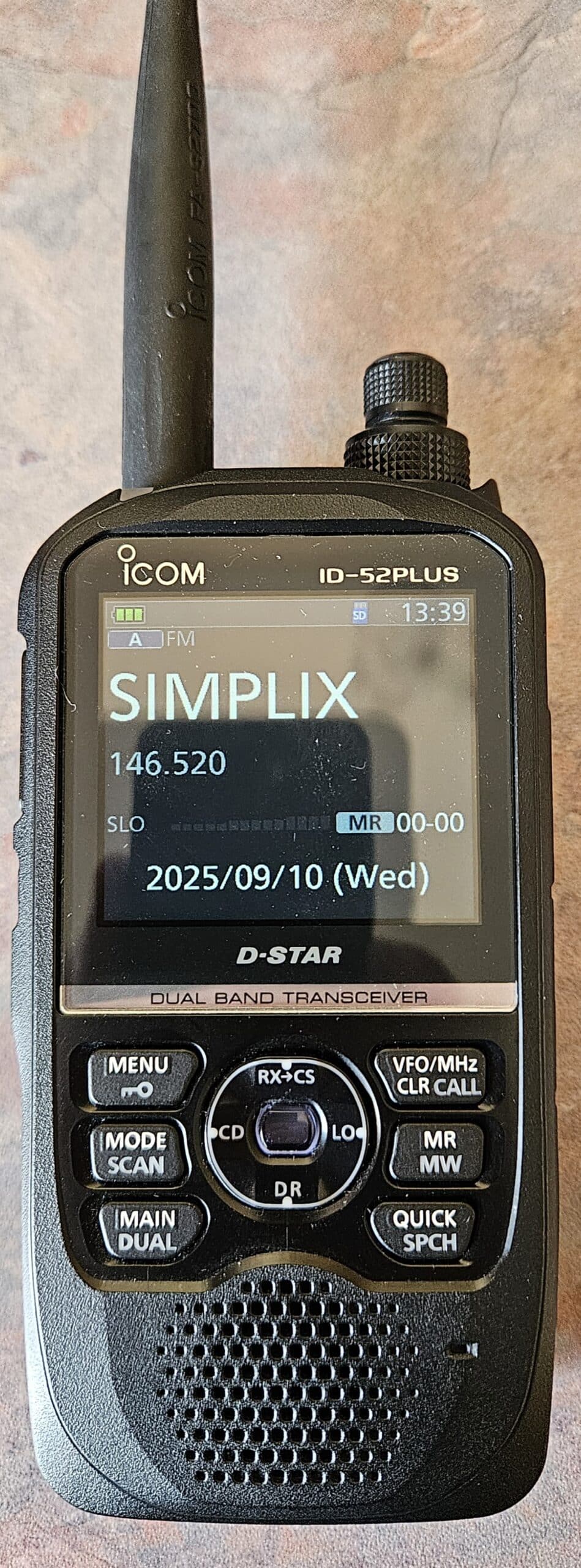 Icom Id-52a plus