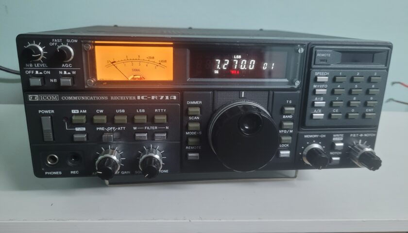 Icom R 71 A Receiver