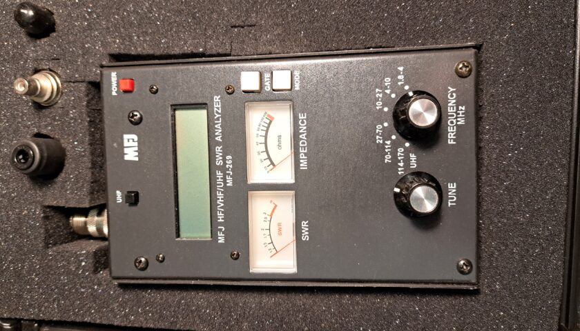 MFJ HF/VHF/UHF SWR Analyzer Kit