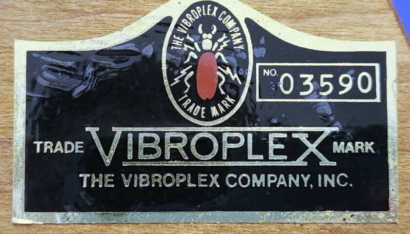 Vibroplex EK-1 (Brass Racer) Keyer