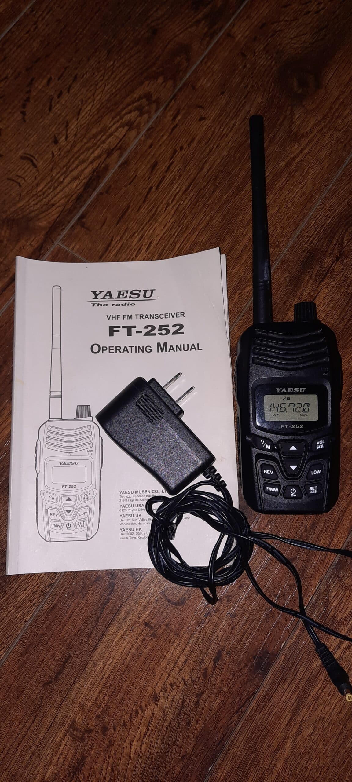 Yaesu ft-252