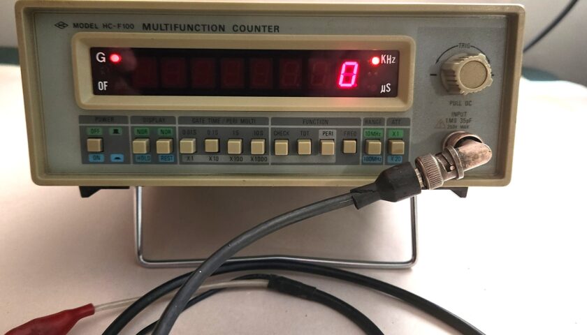 HC HCF-100 Multifunction Counter