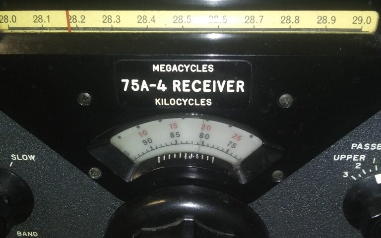 Collins 75A-4 AM-CW-SSB Ham Radio Receiver