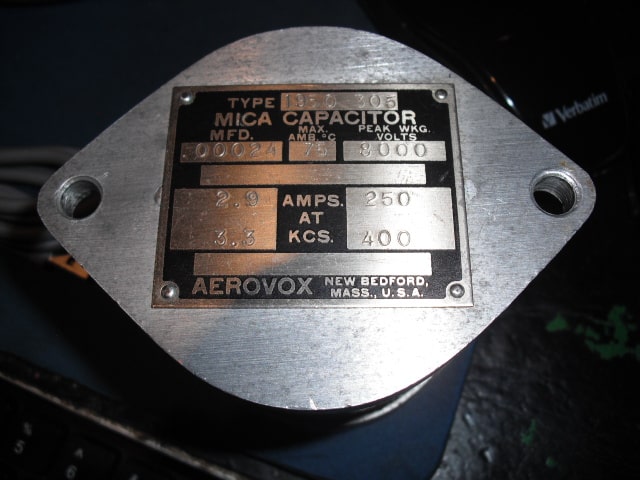 Aerovox Mica 240 Pf ~ 8KV
