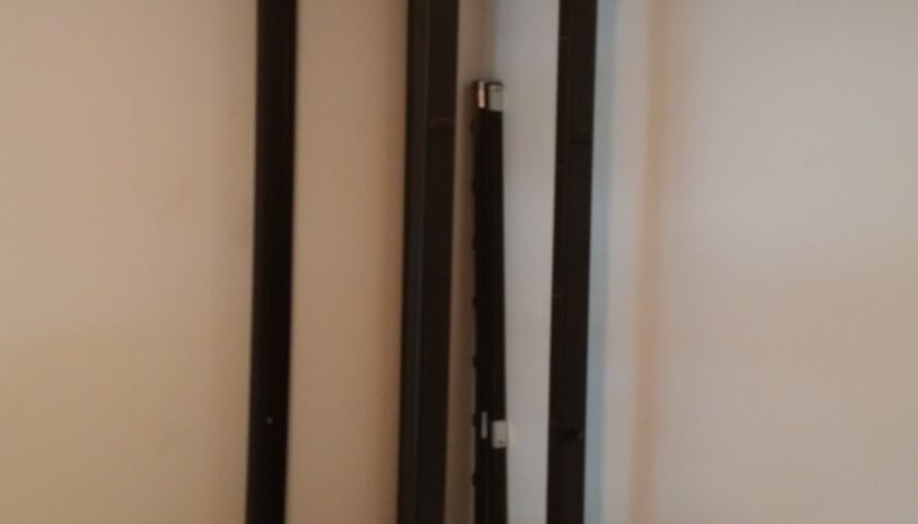 Dell PowerEdge R710 2U Server, Cisco Catalyst 3750G Managed Switch, Rack, Rails, Monitor, Keyboard, CAT5 cables…..