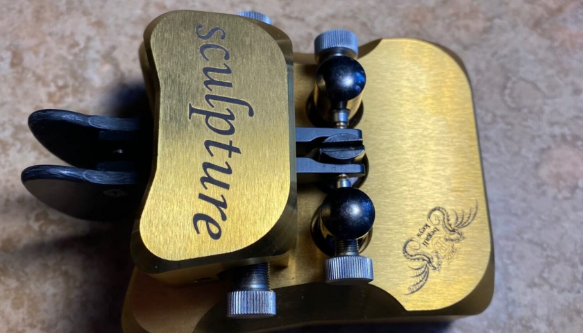 Begali Sculpture Iambic key